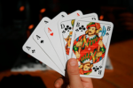 mano de póker: El trio son tres cartas del mismo valor